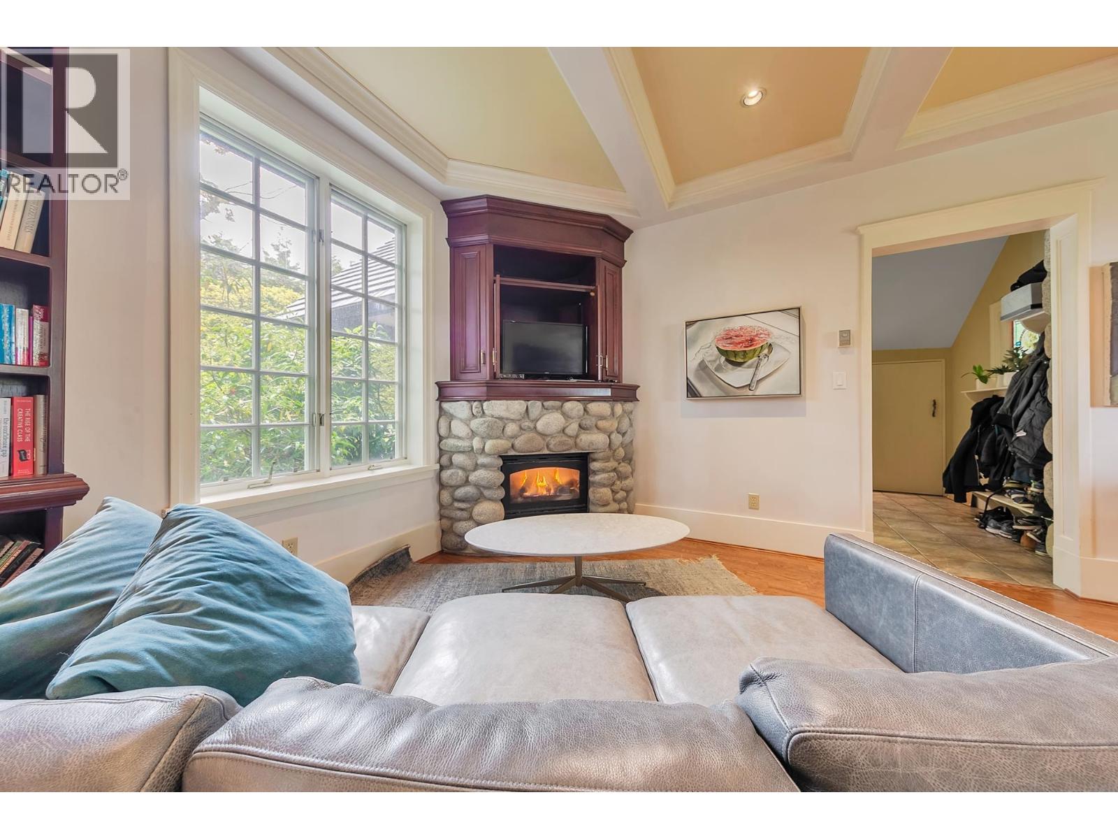 1850 Mathers Avenue, West Vancouver, British Columbia  V7V 2G8 - Photo 18 - R3120147