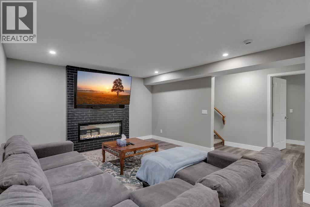 18 Silverado Skies Drive Sw, Calgary, Alberta  T2X 0J3 - Photo 39 - A2301706