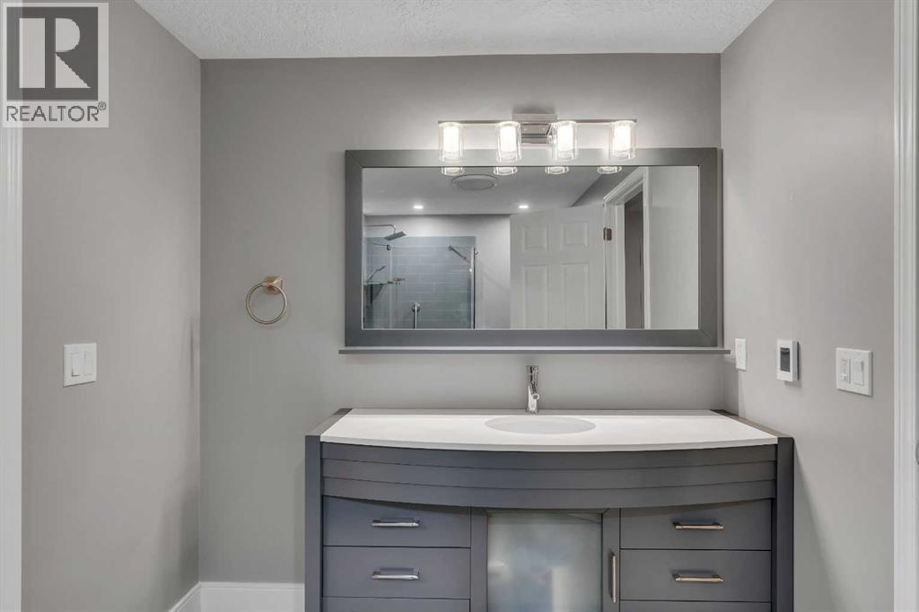 18 Silverado Skies Drive Sw, Calgary, Alberta  T2X 0J3 - Photo 44 - A2301706