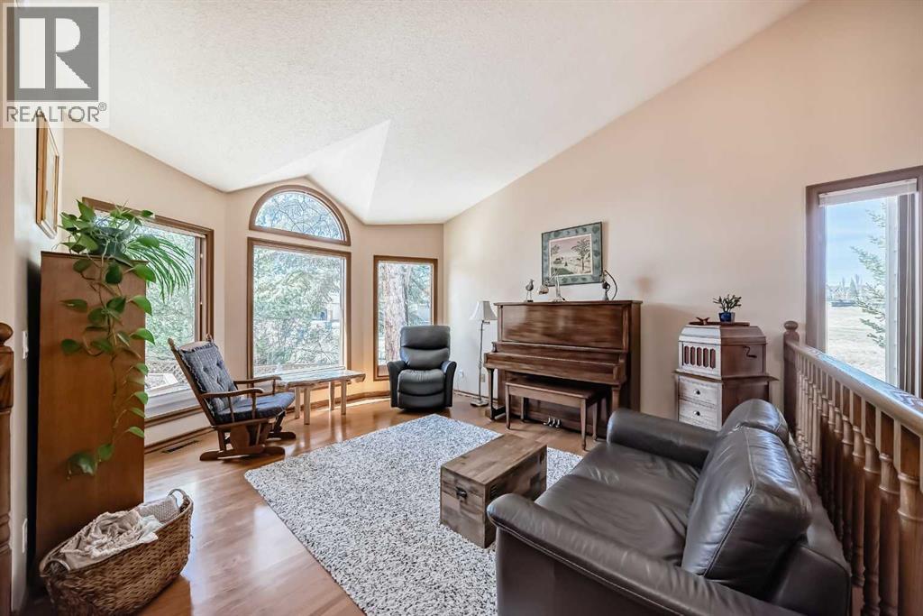29 Deer River Green SE, Calgary, Alberta  T2J 7A2 - Photo 5 - A2307056