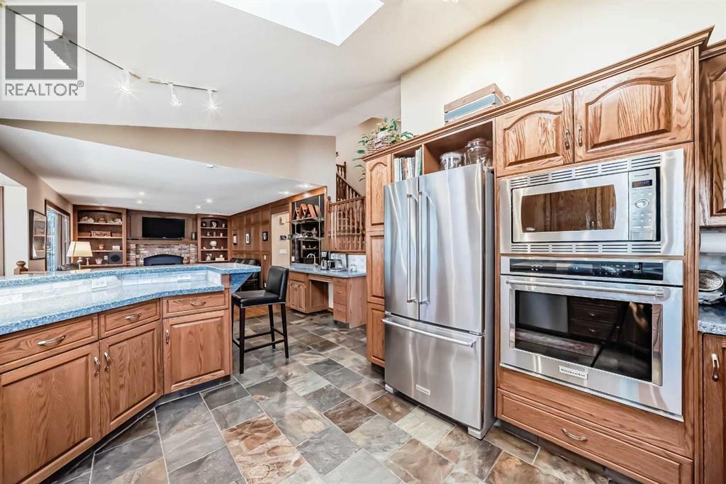 29 Deer River Green SE, Calgary, Alberta  T2J 7A2 - Photo 9 - A2307056