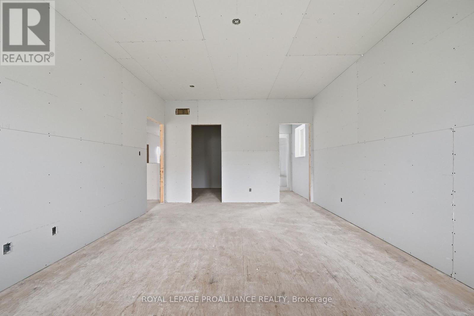 23 Matheos Crescent, Quinte West, Ontario  K8V 0L3 - Photo 21 - X13061340