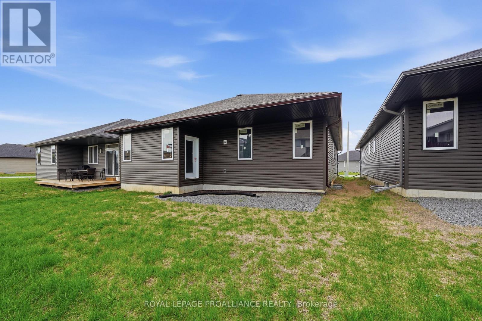 23 Matheos Crescent, Quinte West, Ontario  K8V 0L3 - Photo 26 - X13061340