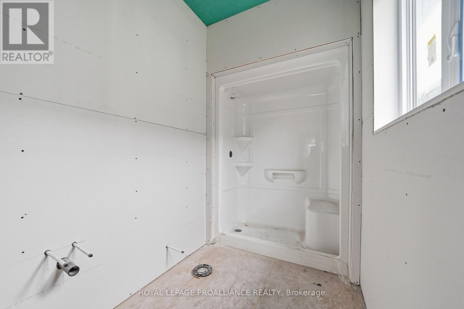 23 Matheos Crescent, Quinte West, Ontario  K8V 0L3 - Photo 23 - X13061340
