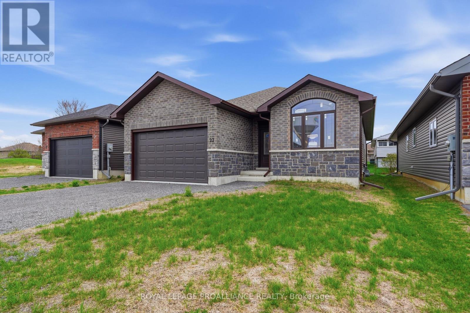 23 MATHEOS CRESCENT, Quinte West, Ontario