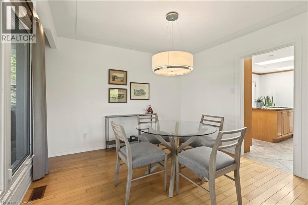 123 Hillcrest Avenue, Hamilton, Ontario  L9H 4X7 - Photo 12 - 40827654