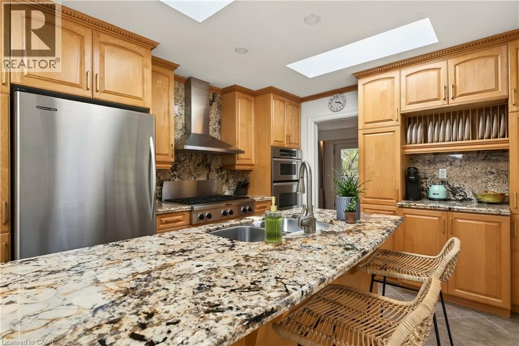 123 Hillcrest Avenue, Hamilton, Ontario  L9H 4X7 - Photo 14 - 40827654