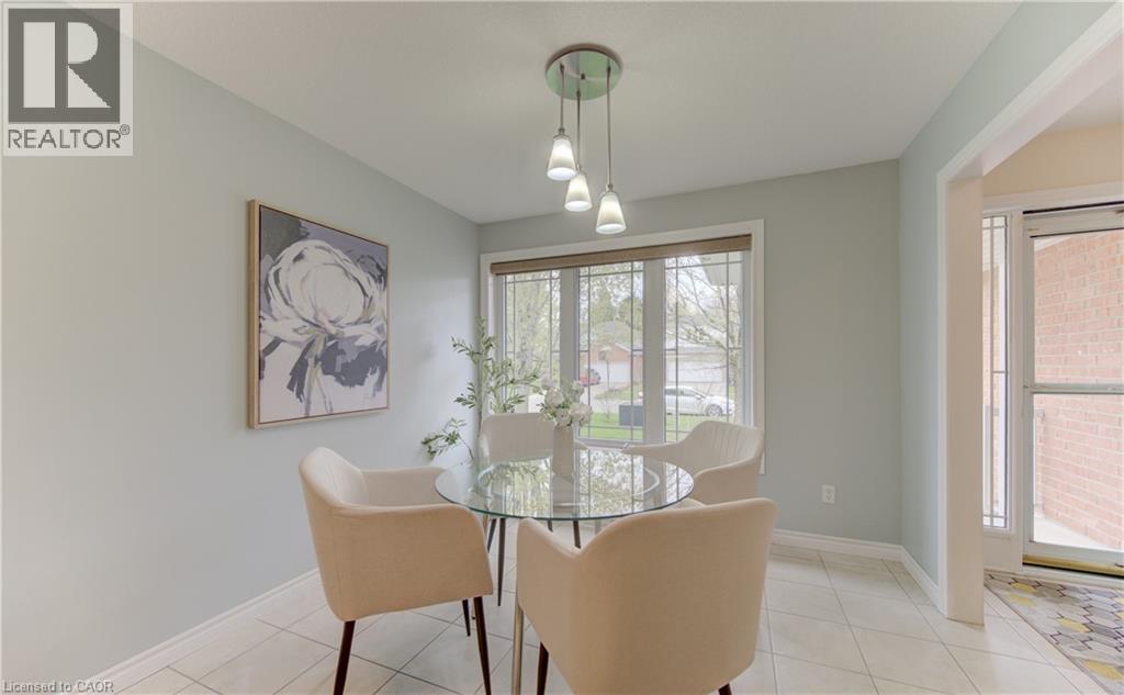 487 Brentcliffe Drive, Waterloo, Ontario  N2T 2R8 - Photo 4 - 40826159
