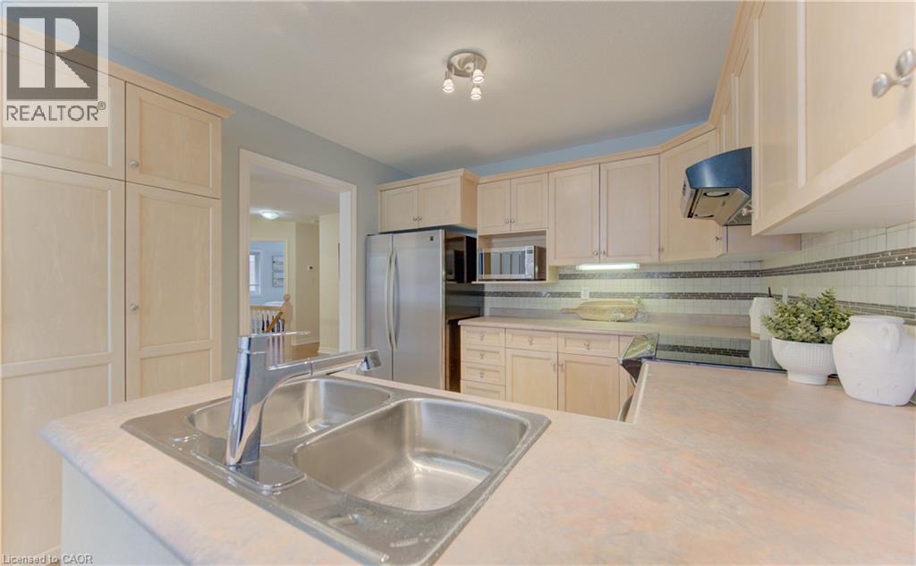 487 Brentcliffe Drive, Waterloo, Ontario  N2T 2R8 - Photo 9 - 40826159