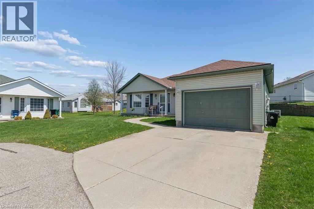17 Greenfield Place, New Hamburg, Ontario  N3A 2G6 - Photo 2 - 40823916