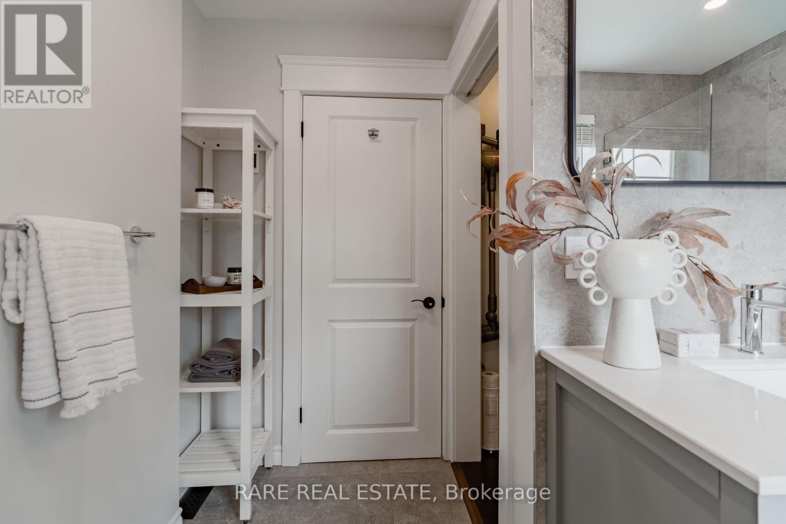 431 Jones Avenue, Toronto, Ontario  M4J 3G6 - Photo 20 - E13089546