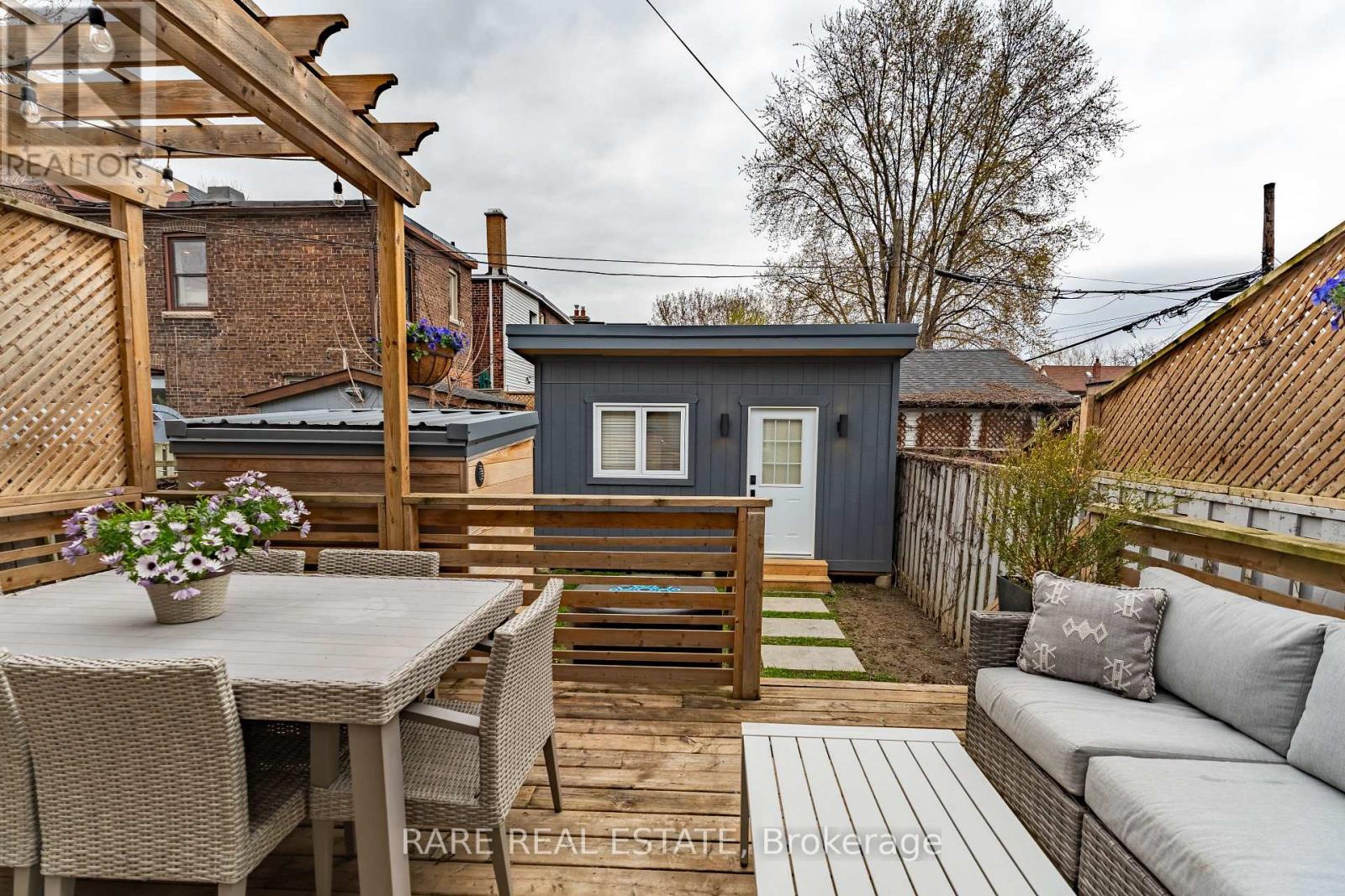 431 Jones Avenue, Toronto, Ontario  M4J 3G6 - Photo 30 - E13089546