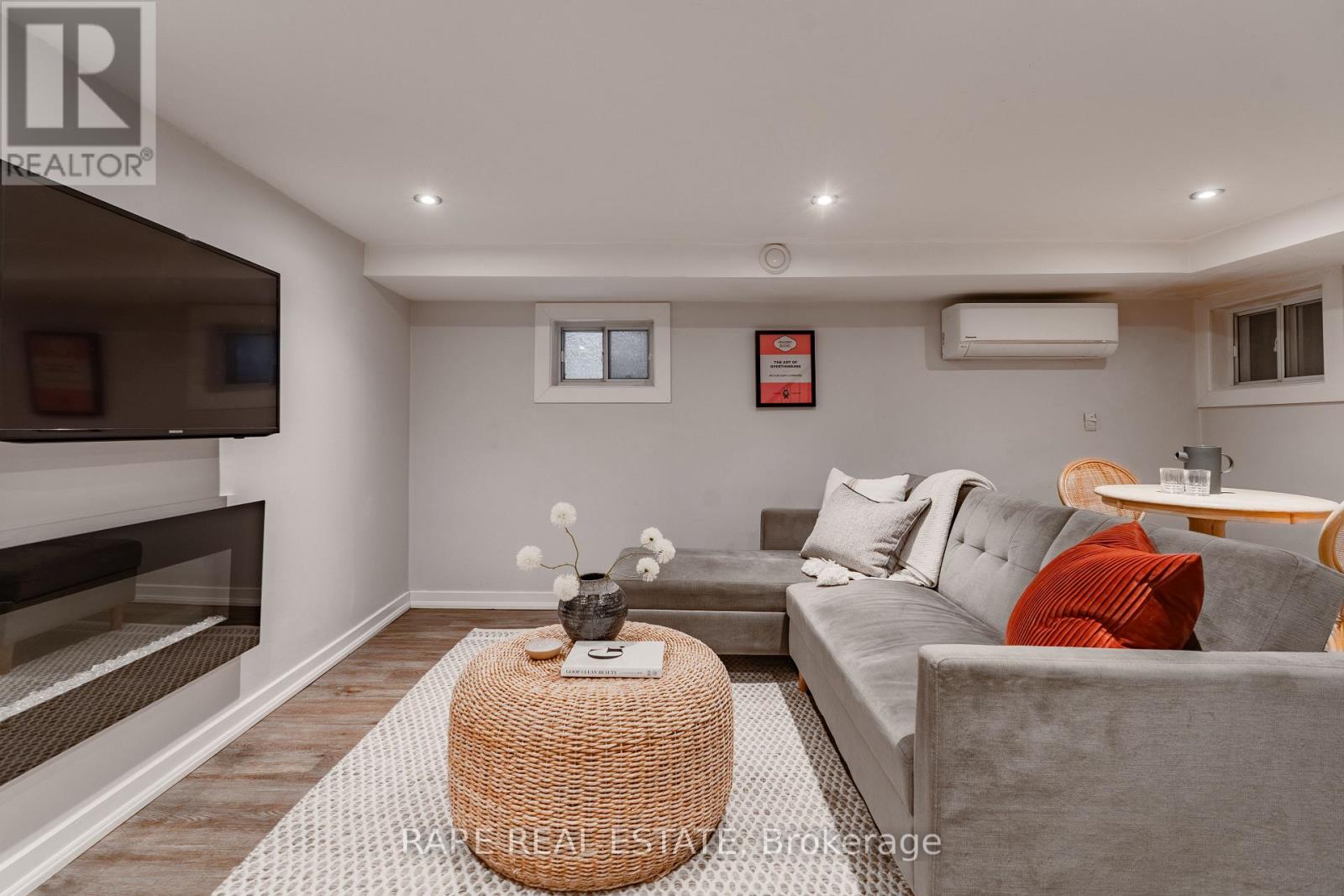 431 Jones Avenue, Toronto, Ontario  M4J 3G6 - Photo 25 - E13089546