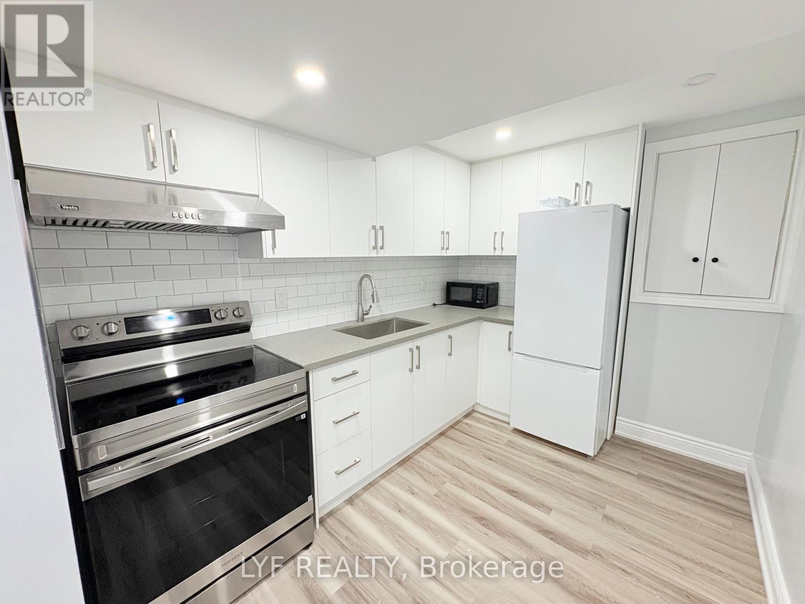 Bsmt - 30 Lavron Court, Markham, Ontario  L3S 2N8 - Photo 3 - N13010102