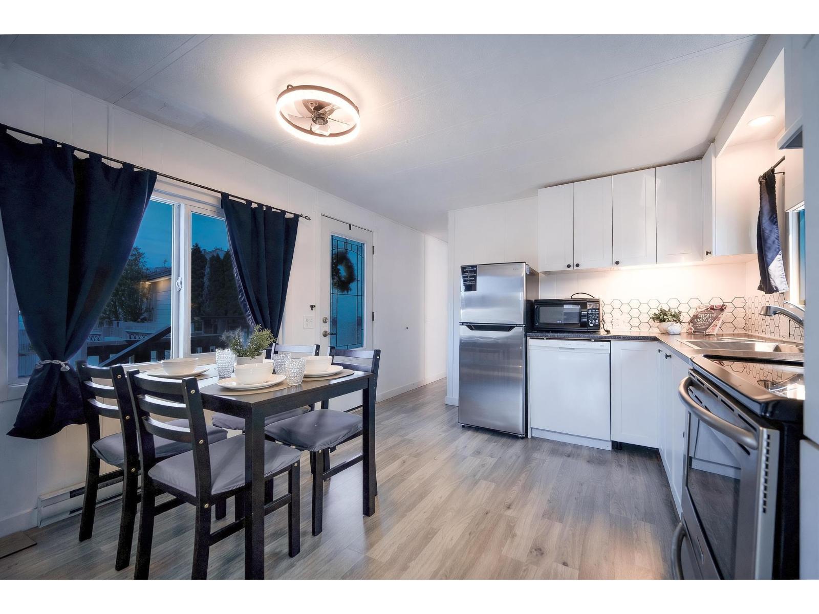 25 26892 Fraser Highway, Langley, British Columbia  V4W 3V3 - Photo 3 - R3119607