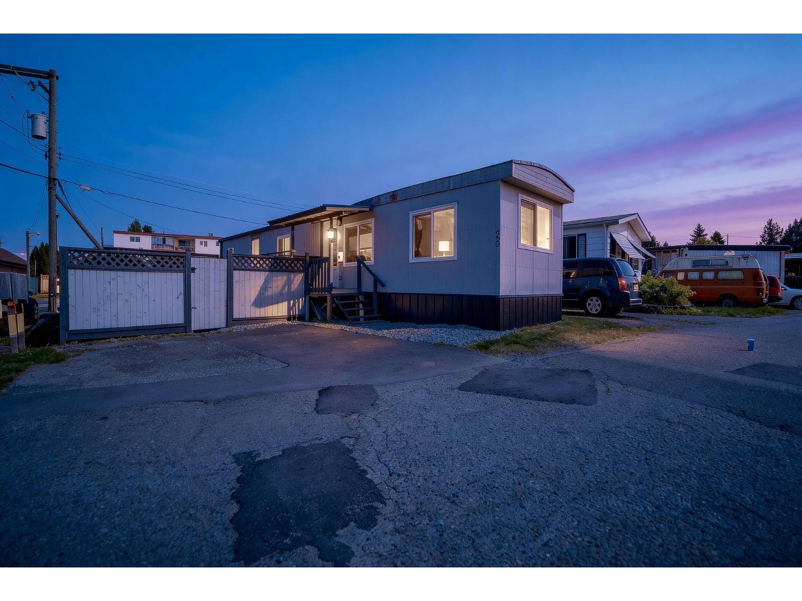 25 26892 Fraser Highway, Langley, British Columbia  V4W 3V3 - Photo 14 - R3119607