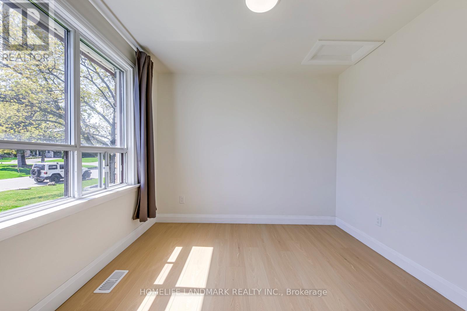 451 Sandmere Place, Oakville, Ontario  L6L 4G5 - Photo 21 - W13033554