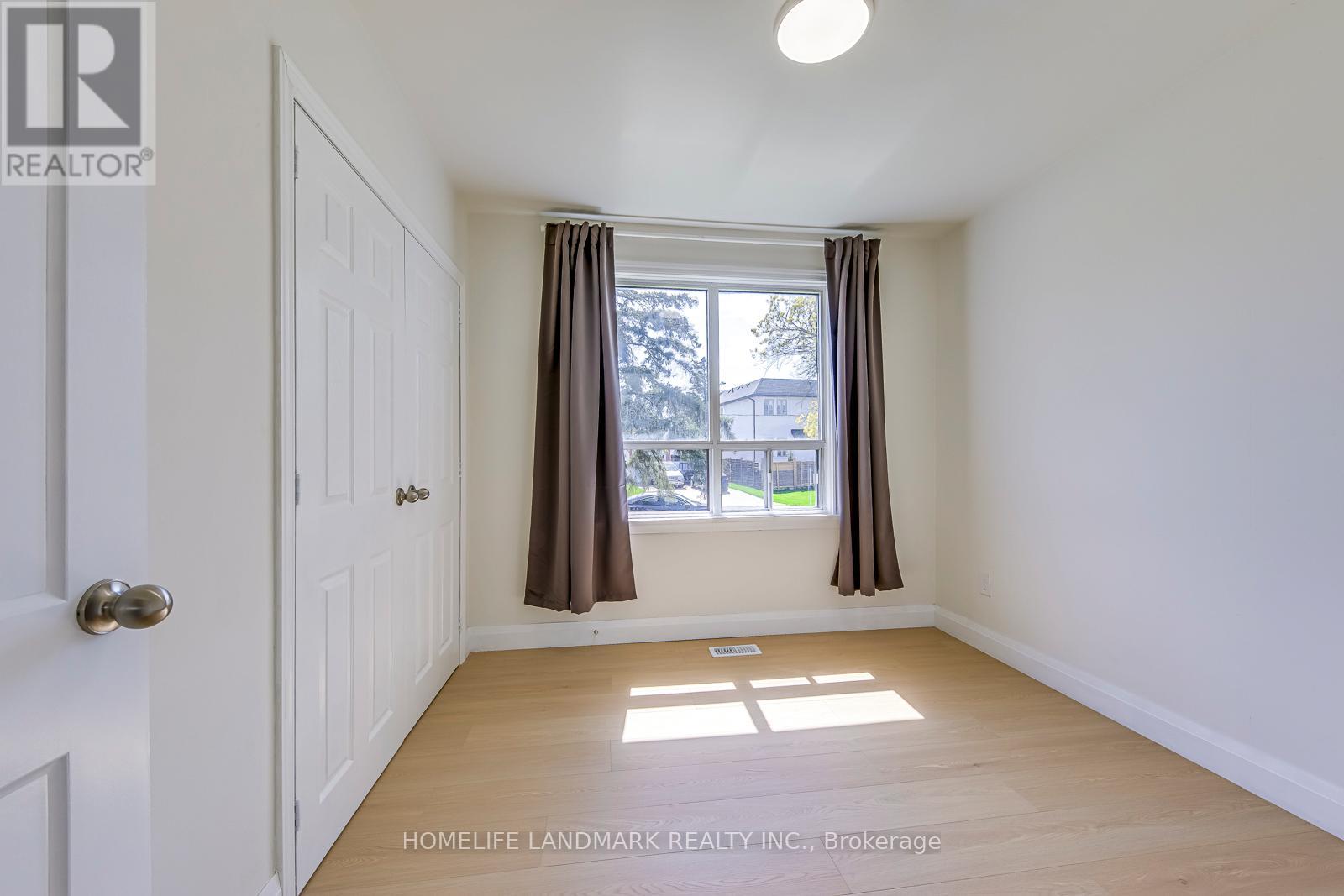 451 Sandmere Place, Oakville, Ontario  L6L 4G5 - Photo 20 - W13033554
