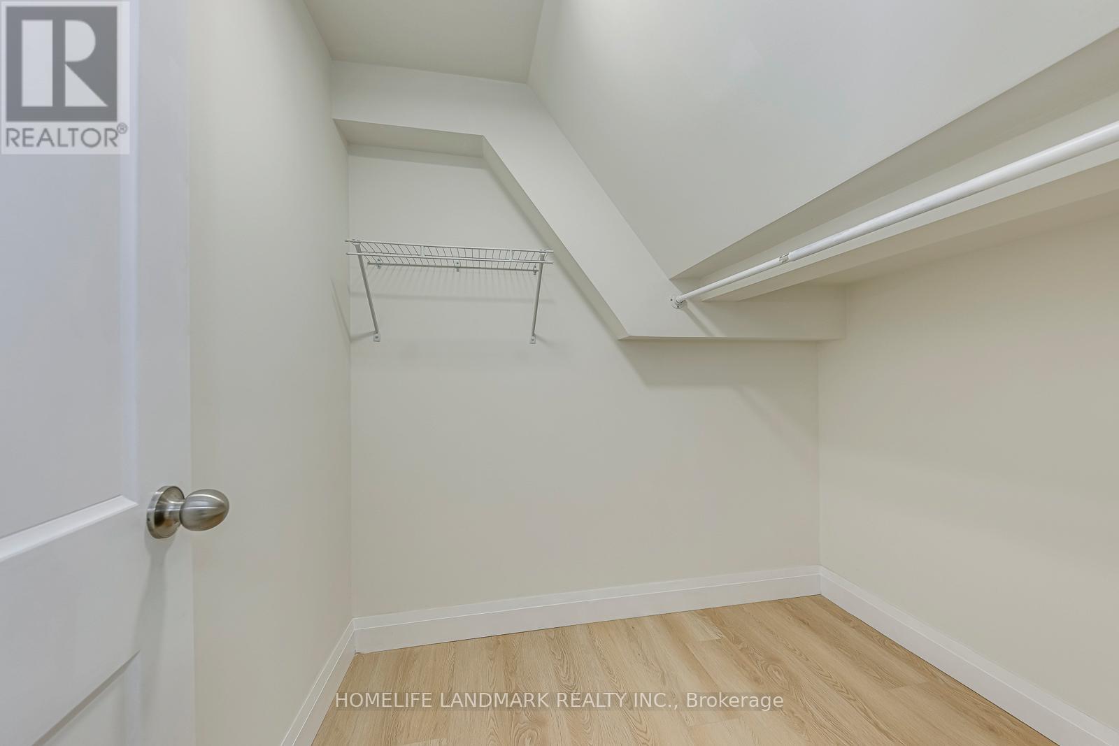 451 Sandmere Place, Oakville, Ontario  L6L 4G5 - Photo 40 - W13033554