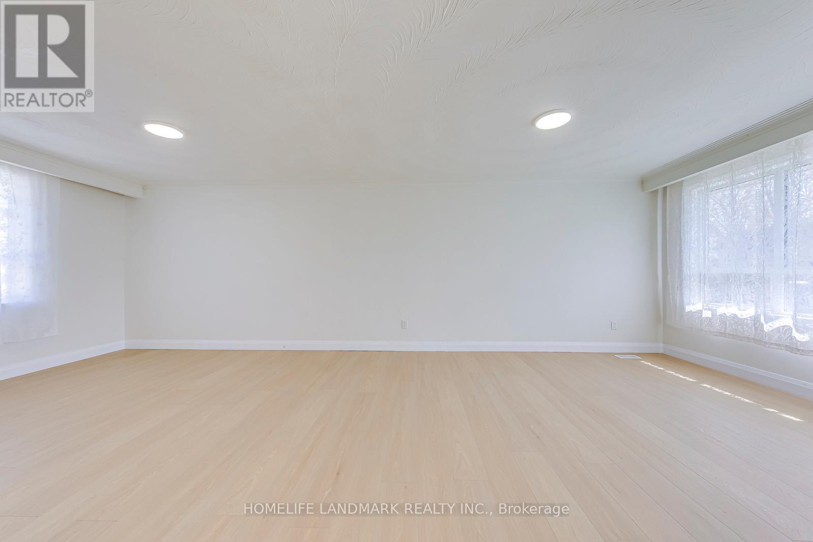 451 Sandmere Place, Oakville, Ontario  L6L 4G5 - Photo 8 - W13033554