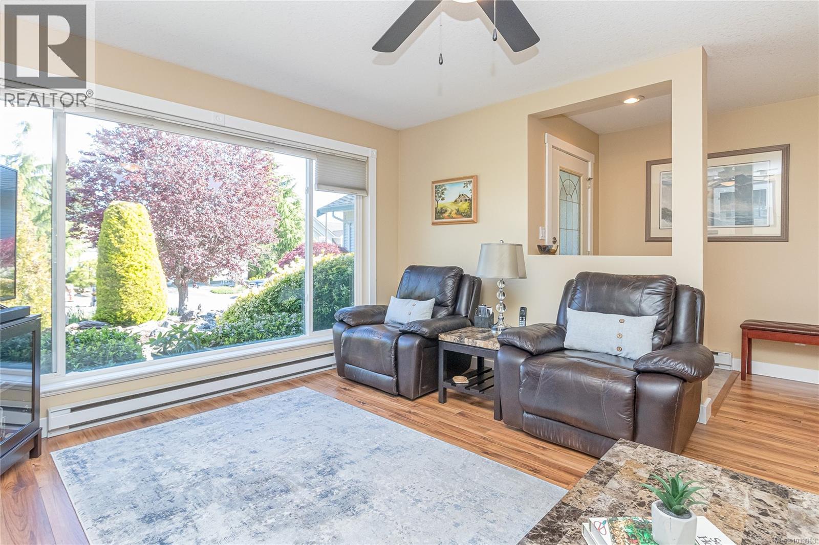 For Sale: 331 Rheumer Cres, Parksville, ON | 4 Bed, 3 Bath House for $295,000. See 26 photos!