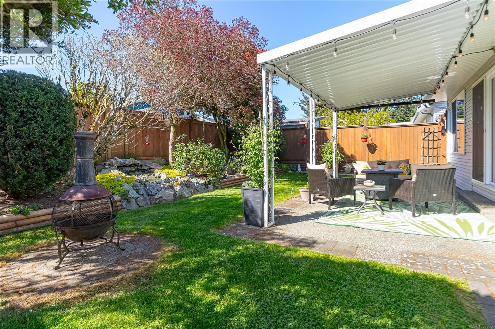 For Sale: 331 Rheumer Cres, Parksville, ON | 4 Bed, 3 Bath House for $295,000. See 26 photos!