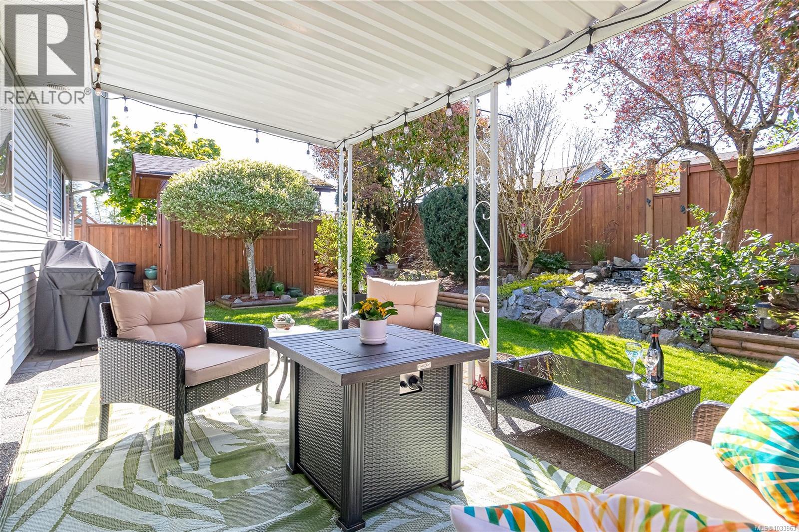 For Sale: 331 Rheumer Cres, Parksville, ON | 4 Bed, 3 Bath House for $295,000. See 26 photos!