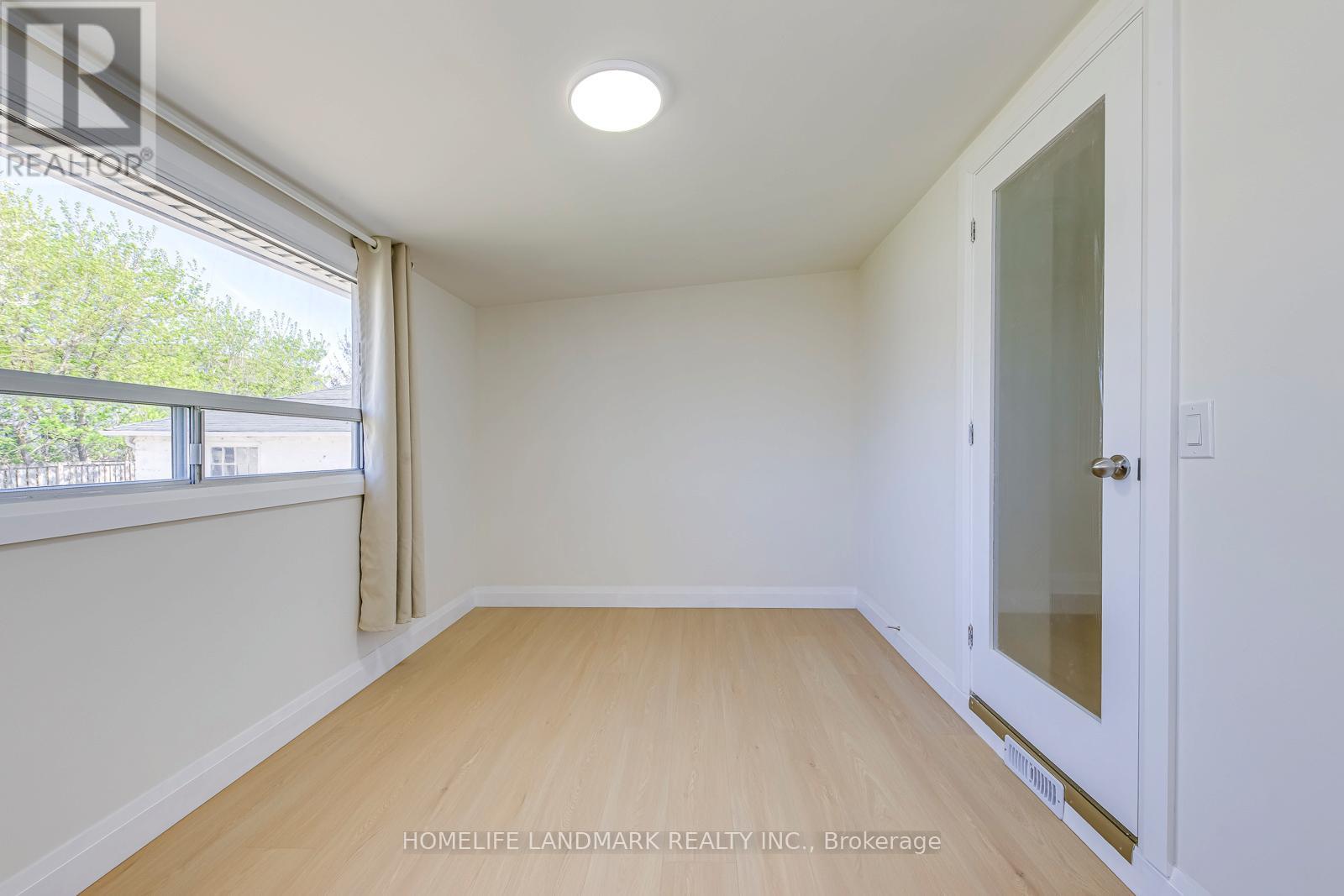 451 Sandmere Place, Oakville, Ontario  L6L 4G5 - Photo 19 - W13033554