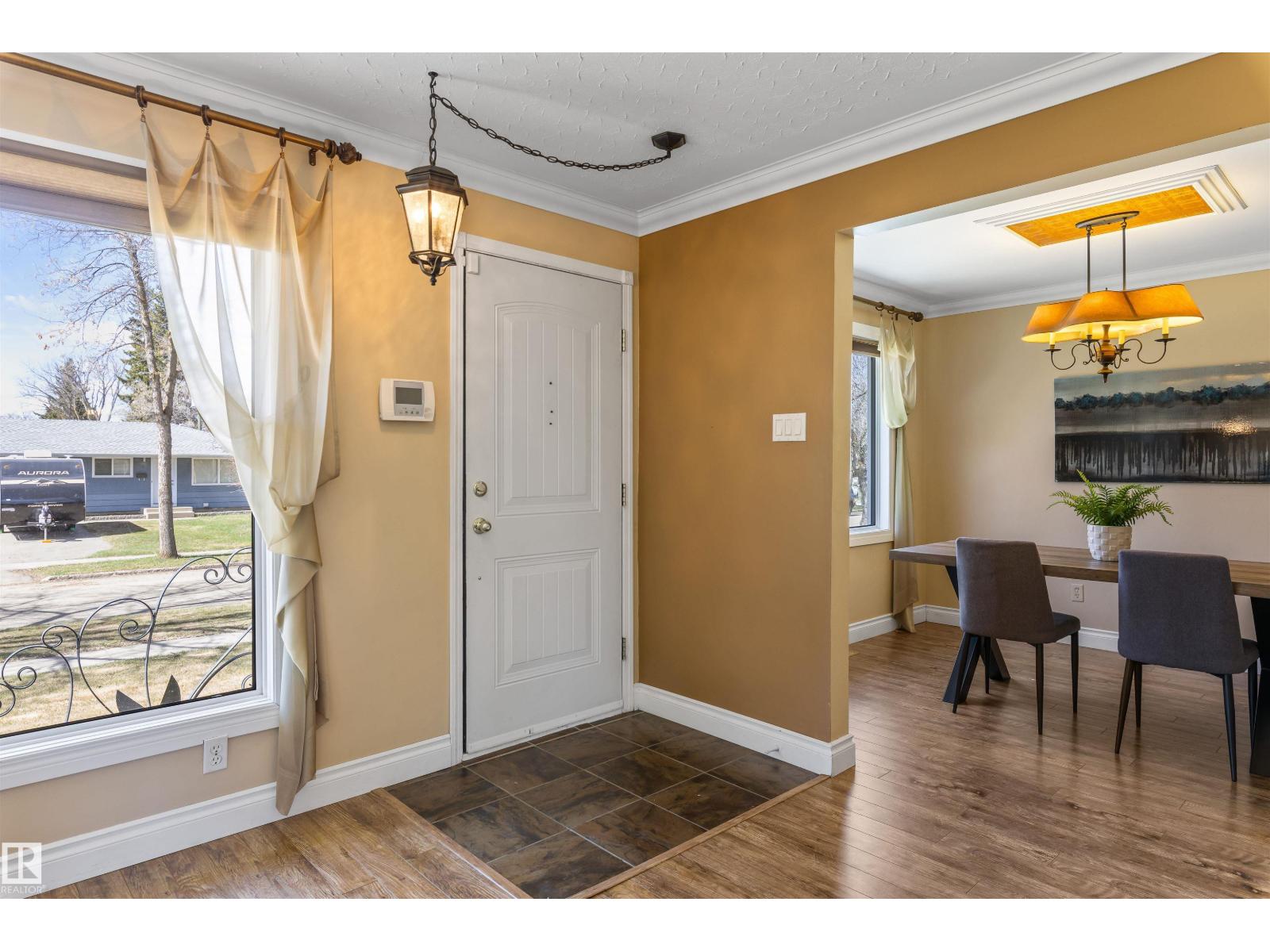 5 Greenview Cr, St. Albert, Alberta  T8N 0S9 - Photo 3 - E4485980