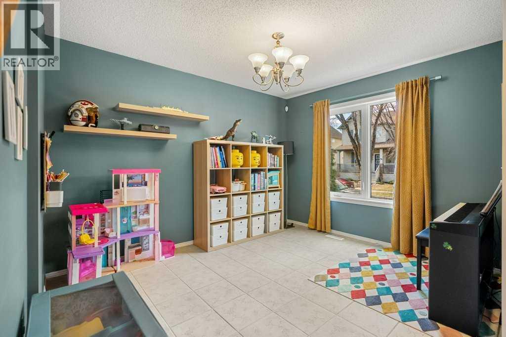 90 Elgin Drive Se, Calgary, Alberta  T2Z 4A8 - Photo 3 - A2300893