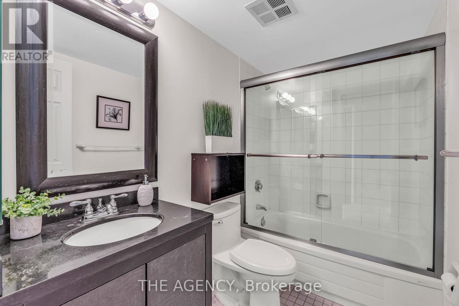 602 - 3 Concorde Place, Toronto, Ontario  M3C 3K7 - Photo 26 - C13090746