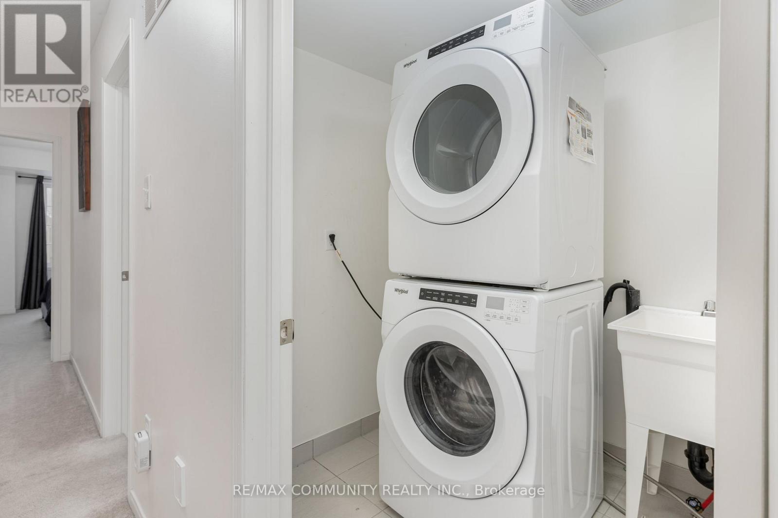 Room - 2757 Deputy Minister Path, Oshawa, Ontario  L1L 0M7 - Photo 23 - E13090606