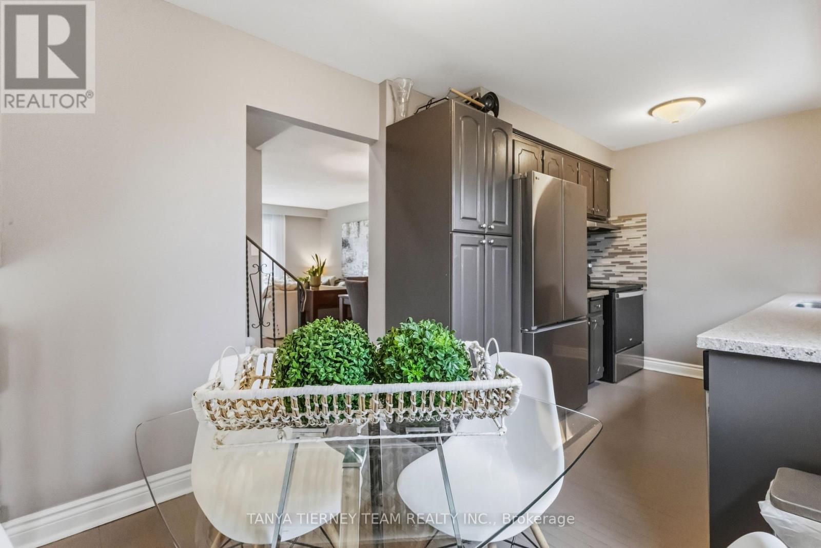6 Gershwin Court, Whitby, Ontario  L1N 6C9 - Photo 15 - E13090674
