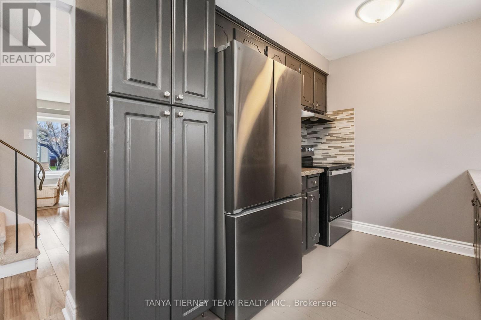 6 Gershwin Court, Whitby, Ontario  L1N 6C9 - Photo 16 - E13090674
