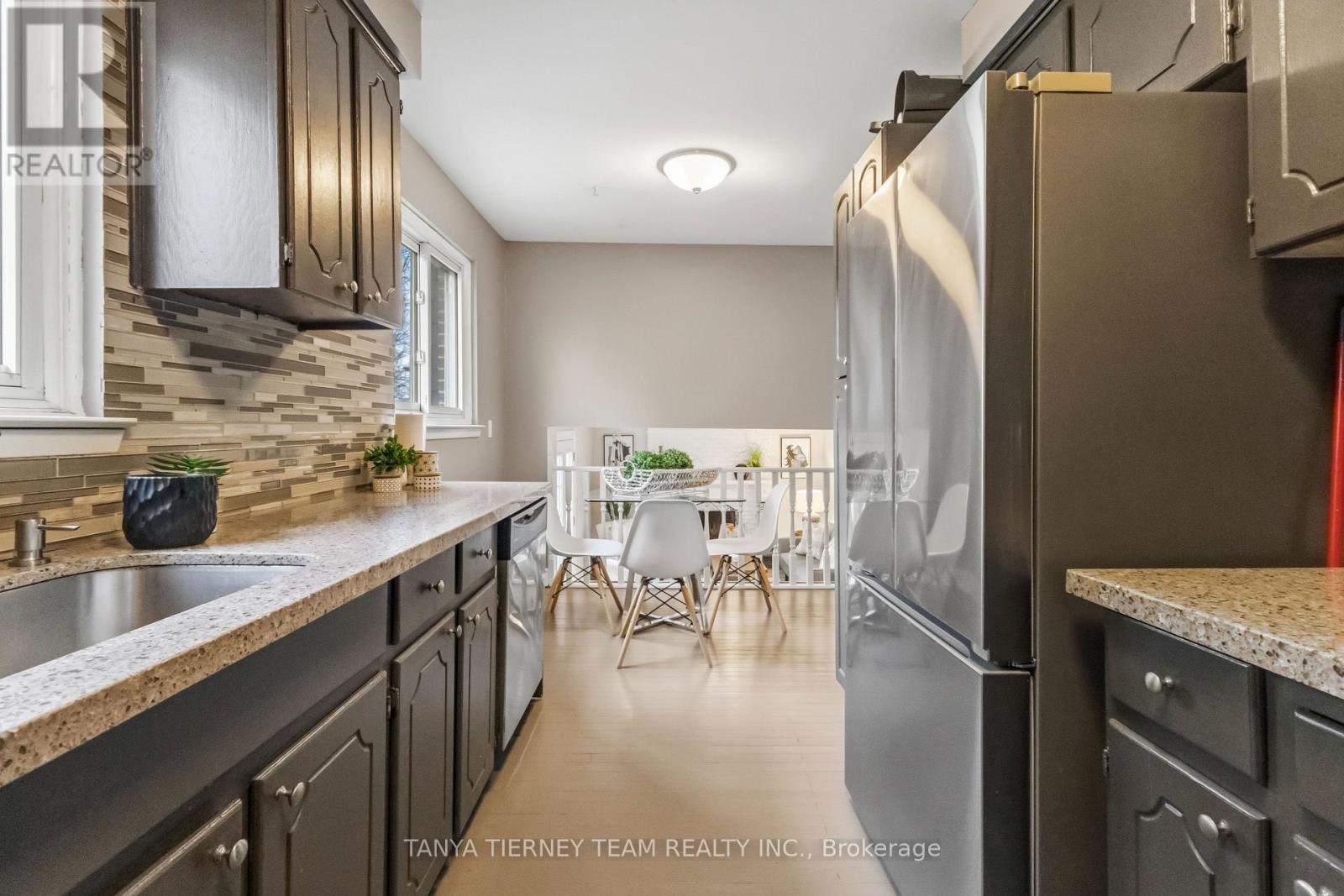 6 Gershwin Court, Whitby, Ontario  L1N 6C9 - Photo 20 - E13090674