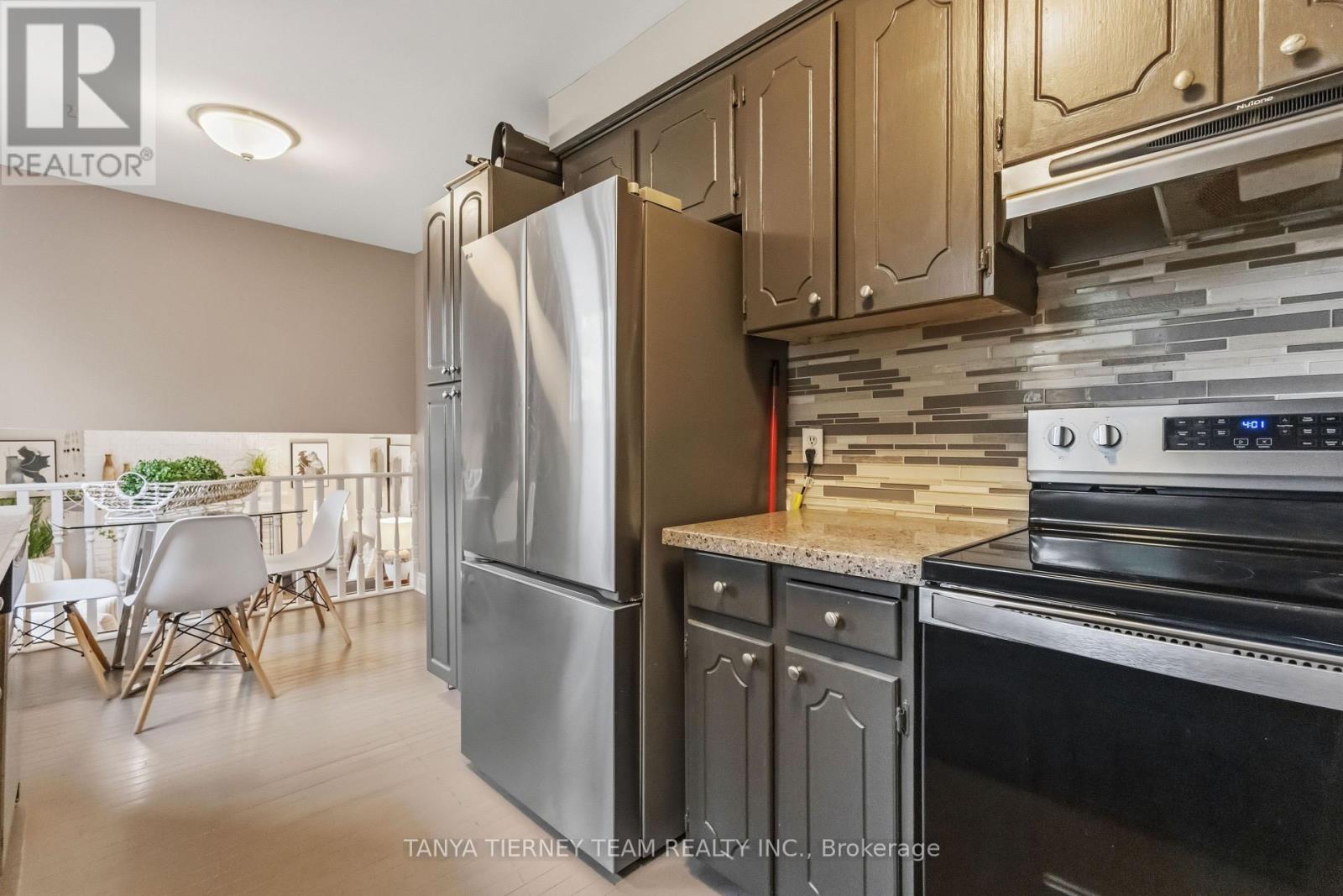 6 Gershwin Court, Whitby, Ontario  L1N 6C9 - Photo 21 - E13090674
