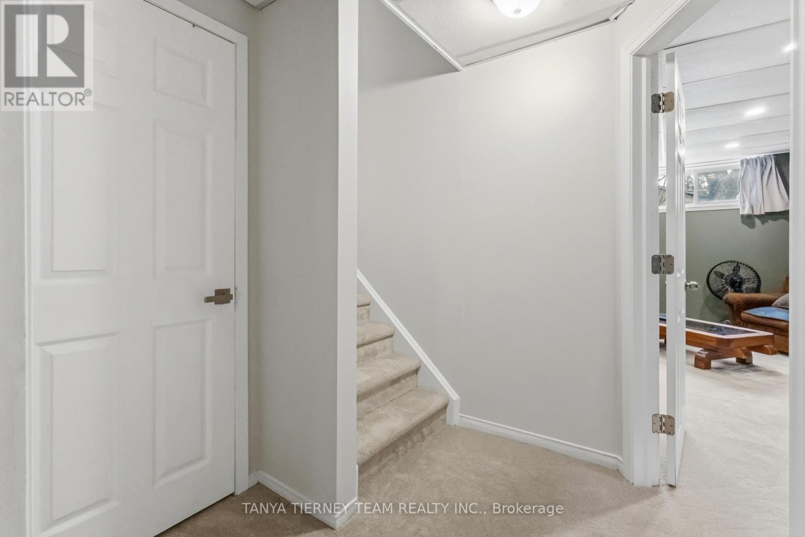 6 Gershwin Court, Whitby, Ontario  L1N 6C9 - Photo 40 - E13090674