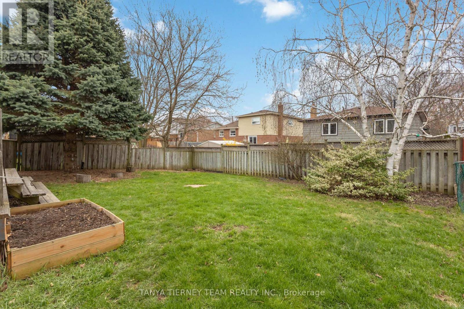 6 Gershwin Court, Whitby, Ontario  L1N 6C9 - Photo 46 - E13090674