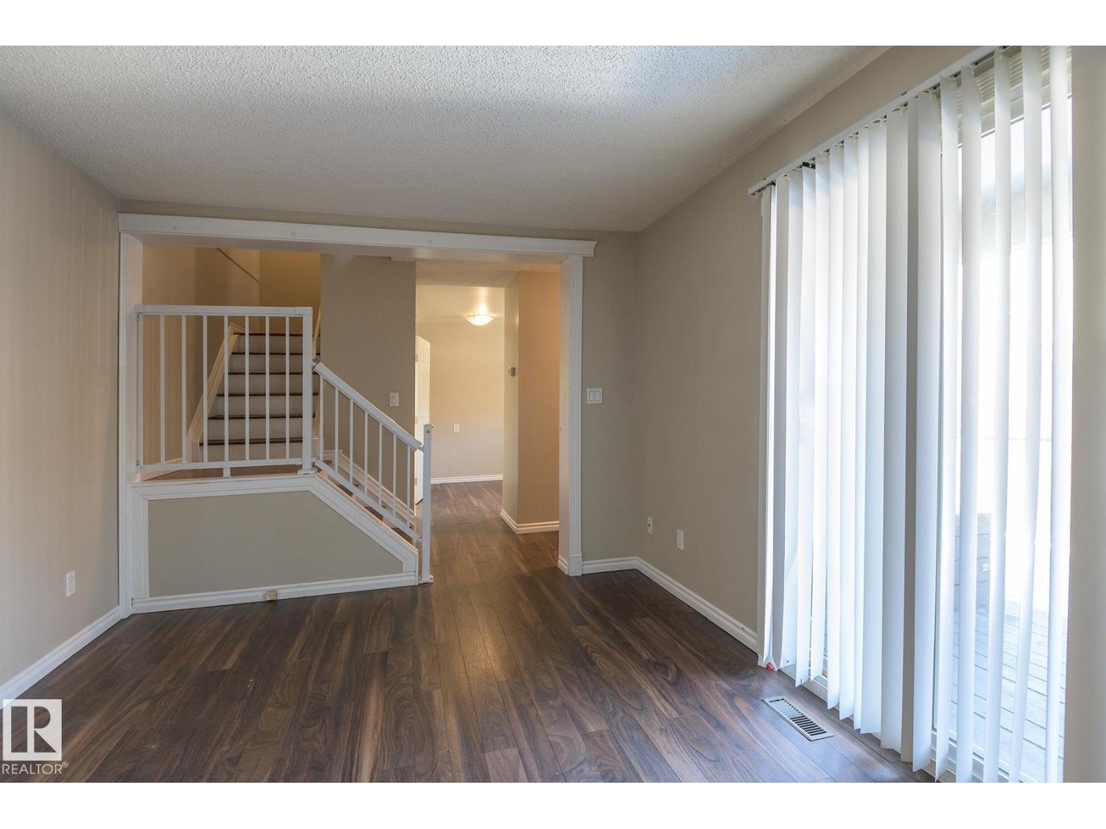 8039 27 Av Nw, Edmonton, Alberta  T6K 3C9 - Photo 10 - E4485981