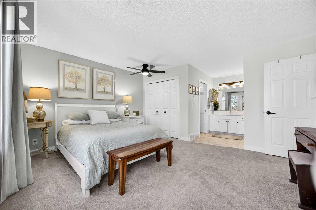 94 Candle Terrace SW, Calgary, Alberta  T2W 6G7 - Photo 28 - A2308043