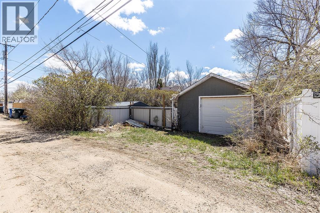 228 11 Street Sw, Medicine Hat, Alberta  T1A 4S4 - Photo 45 - A2308538