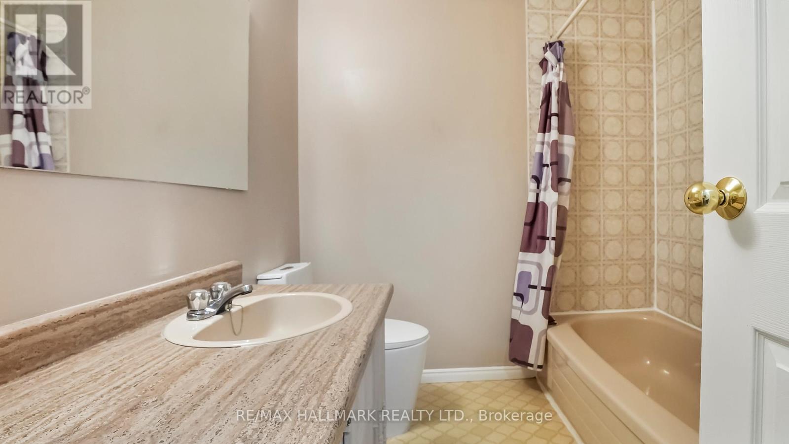 22 Avondale Crescent, Aurora, Ontario  L4G 3P6 - Photo 24 - N13090612
