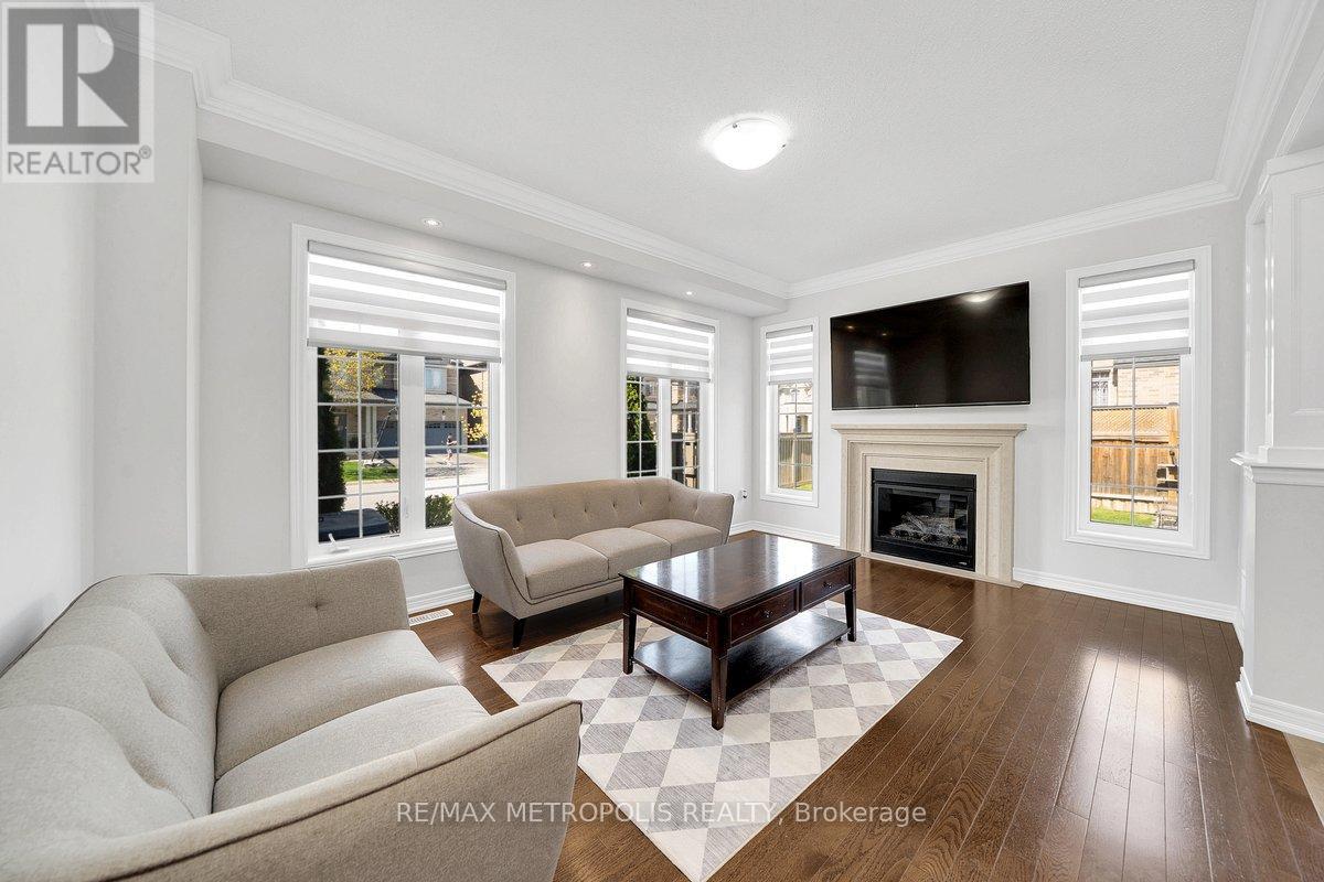 115 Pelee Avenue, Vaughan, Ontario  L4H 3Z1 - Photo 12 - N13090724