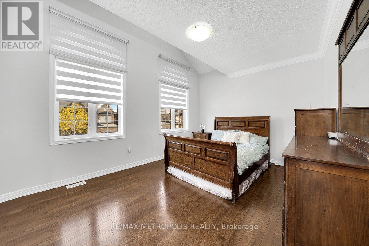 115 Pelee Avenue, Vaughan, Ontario  L4H 3Z1 - Photo 17 - N13090724