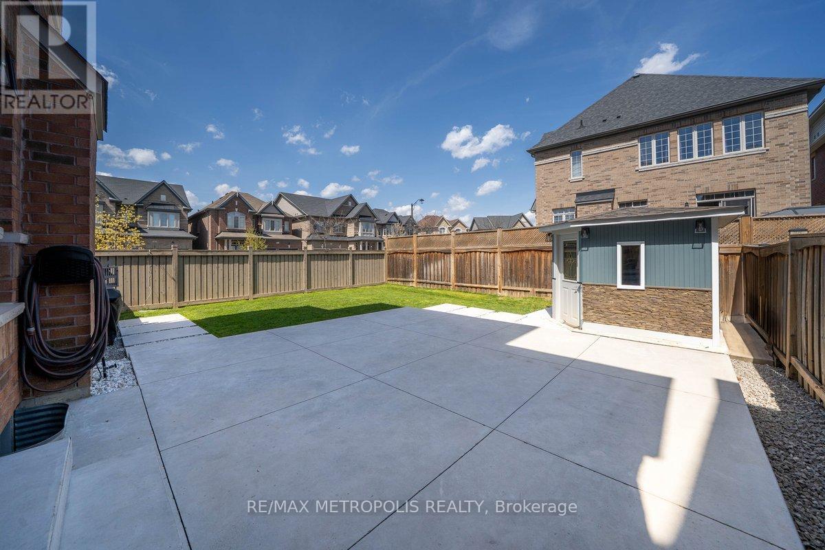 115 Pelee Avenue, Vaughan, Ontario  L4H 3Z1 - Photo 26 - N13090724