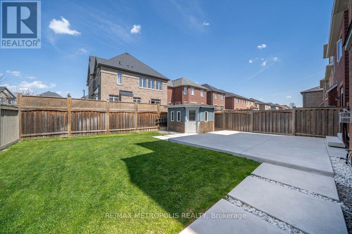 115 Pelee Avenue, Vaughan, Ontario  L4H 3Z1 - Photo 27 - N13090724