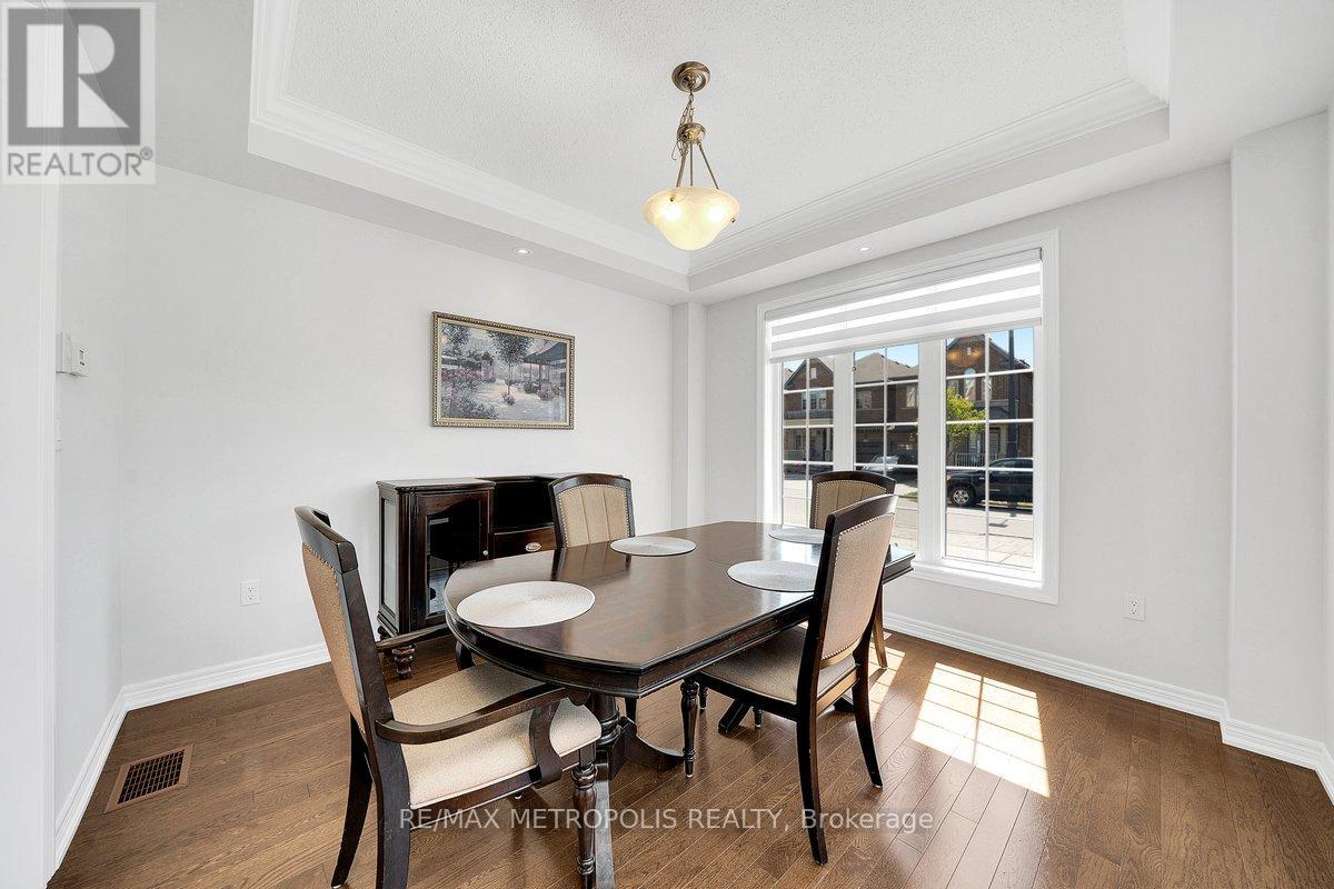 115 Pelee Avenue, Vaughan, Ontario  L4H 3Z1 - Photo 7 - N13090724