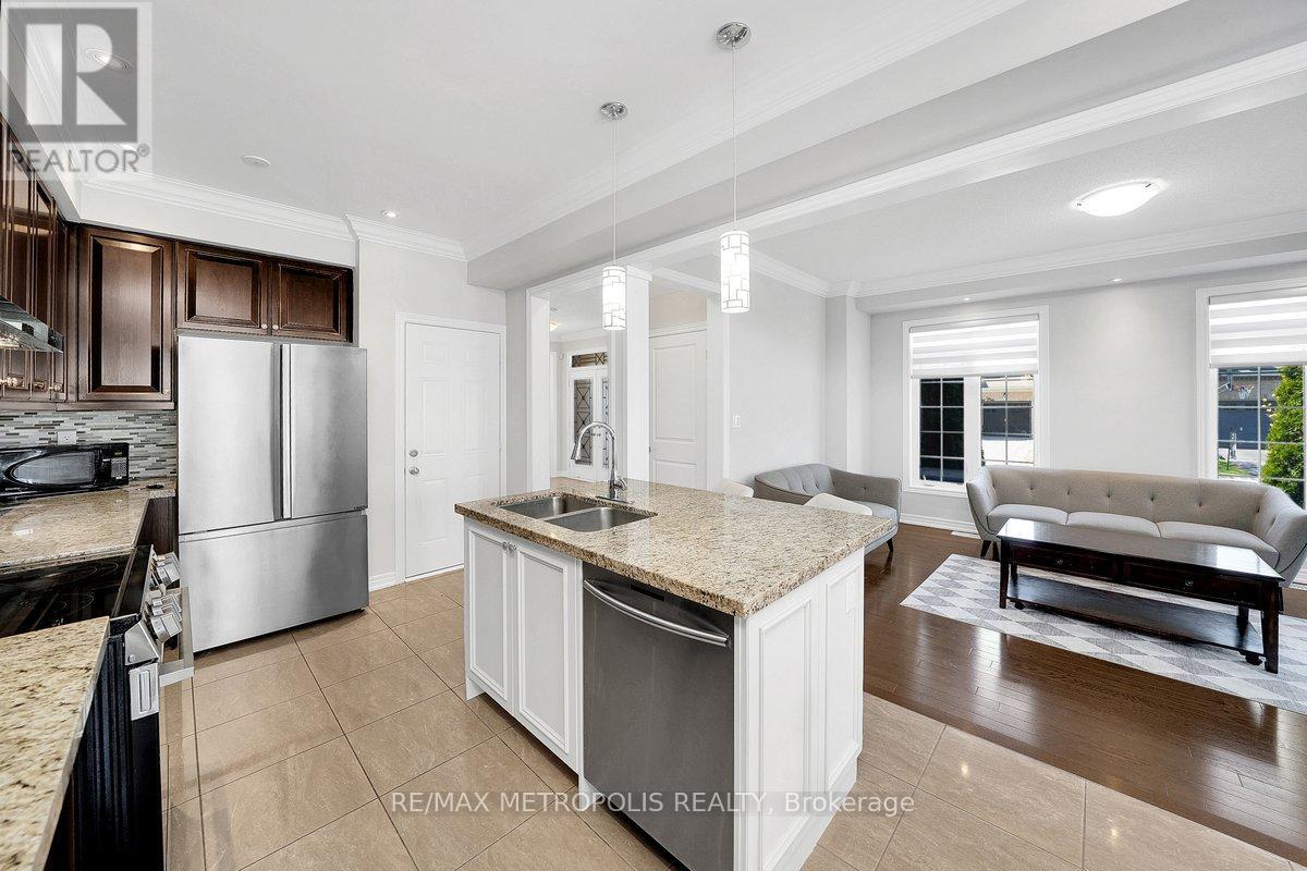 115 Pelee Avenue, Vaughan, Ontario  L4H 3Z1 - Photo 9 - N13090724