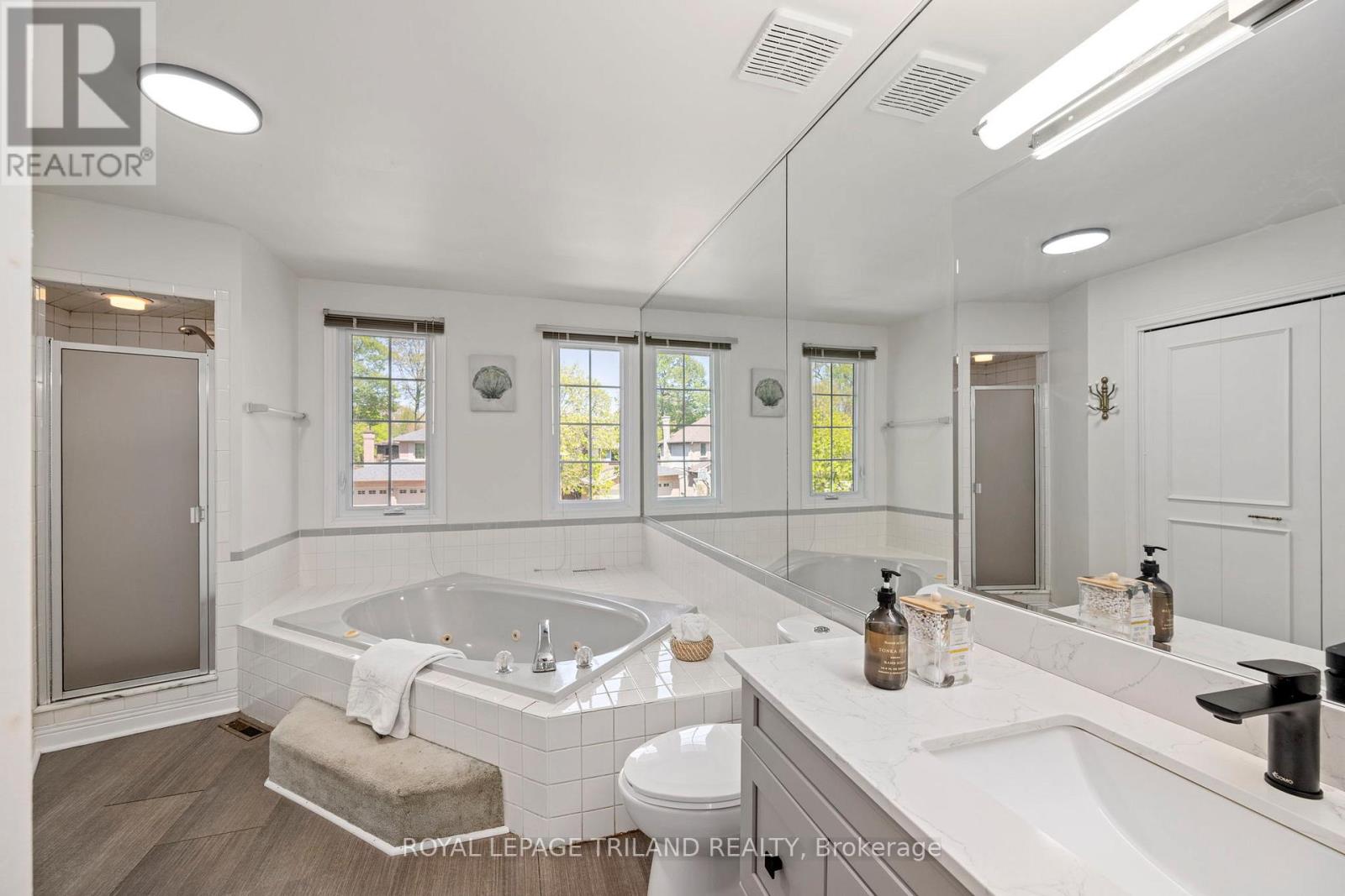 118 Deer Valley Crescent, London South, Ontario  N6J 4K8 - Photo 23 - X13089944