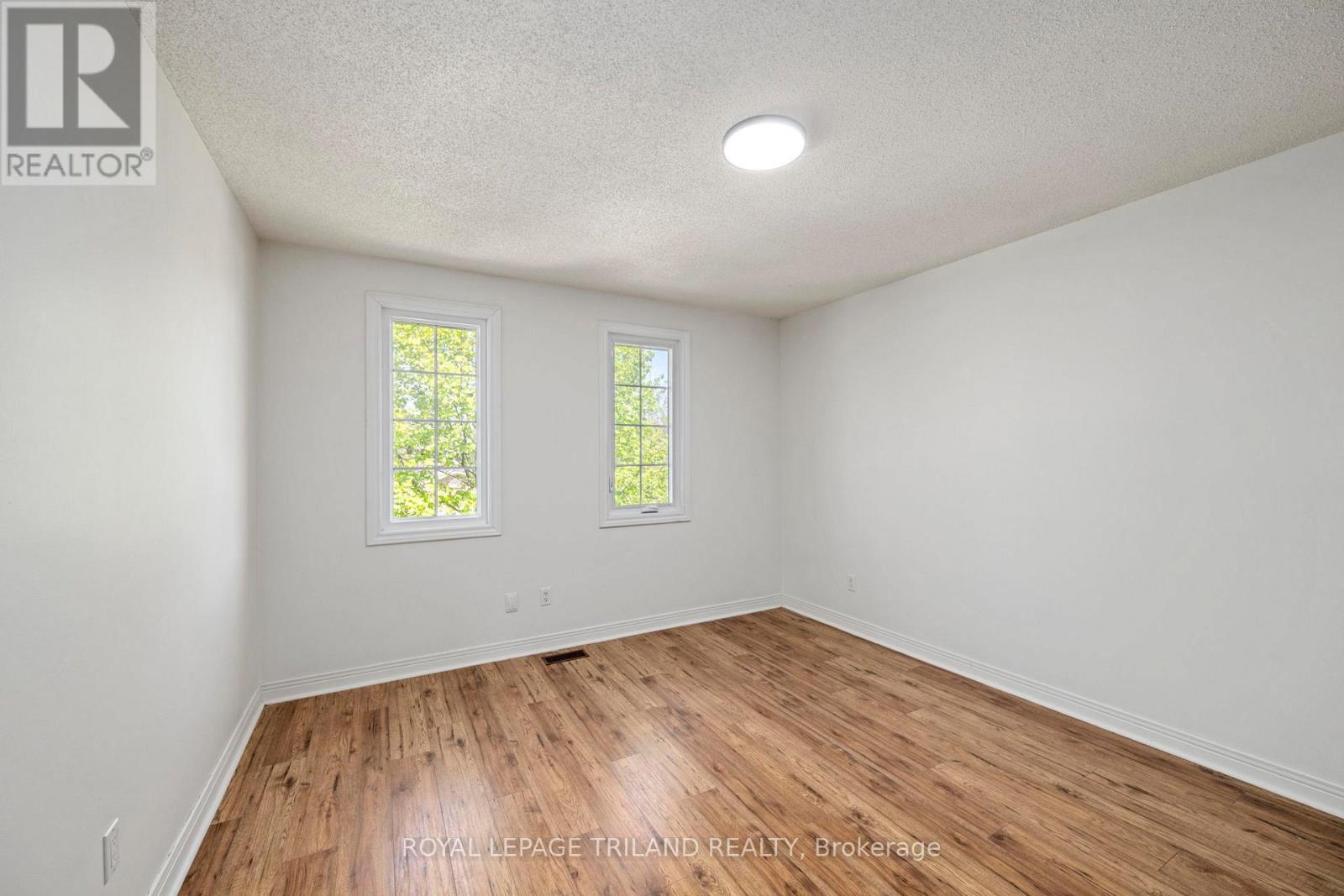 118 Deer Valley Crescent, London South, Ontario  N6J 4K8 - Photo 24 - X13089944